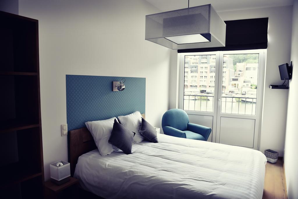 Cote Sax Bed And Breakfast Dinant Zimmer foto